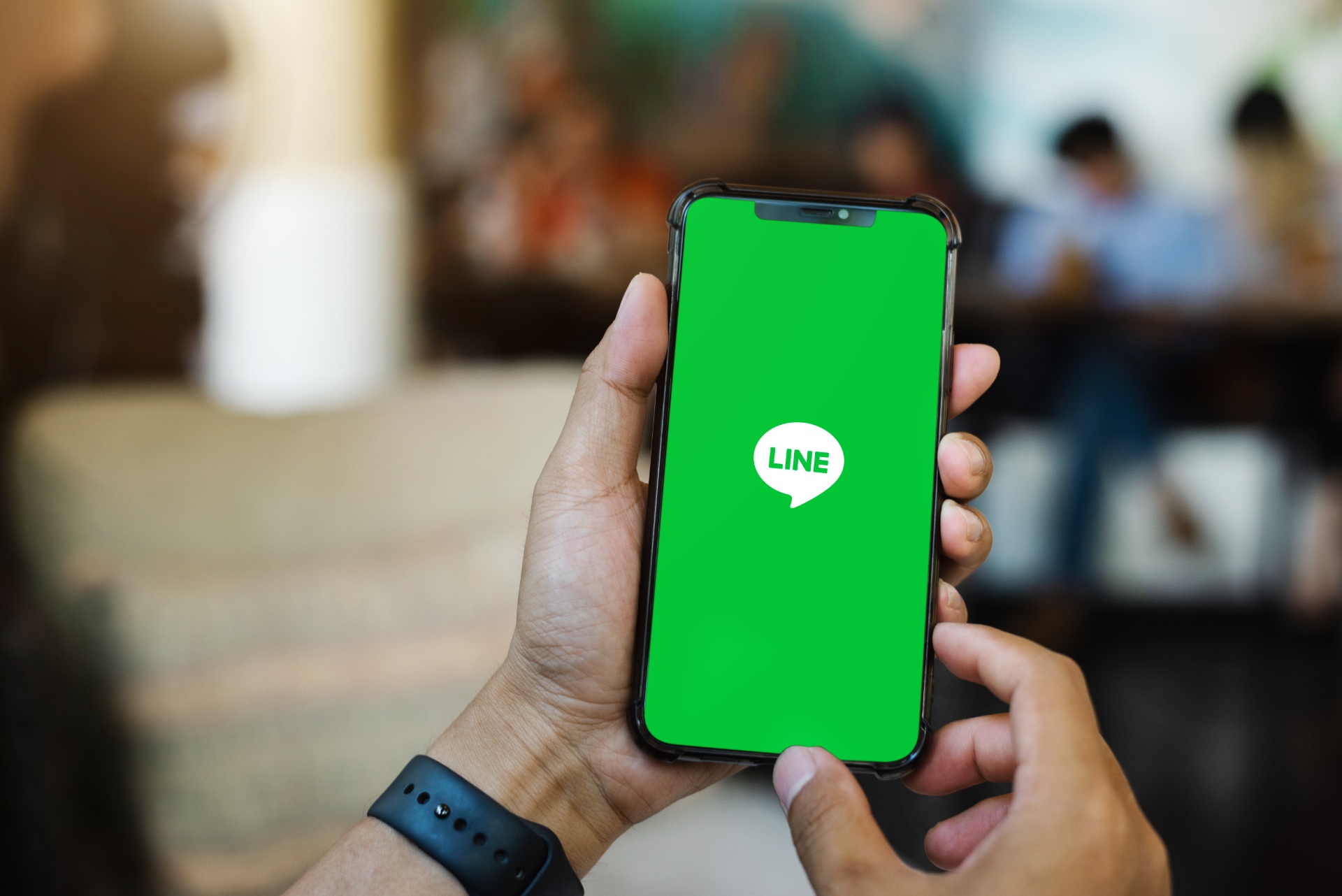 LINEから安否確認 | 高齢者の見守りアプリなら「LINEで見守る らいみー」